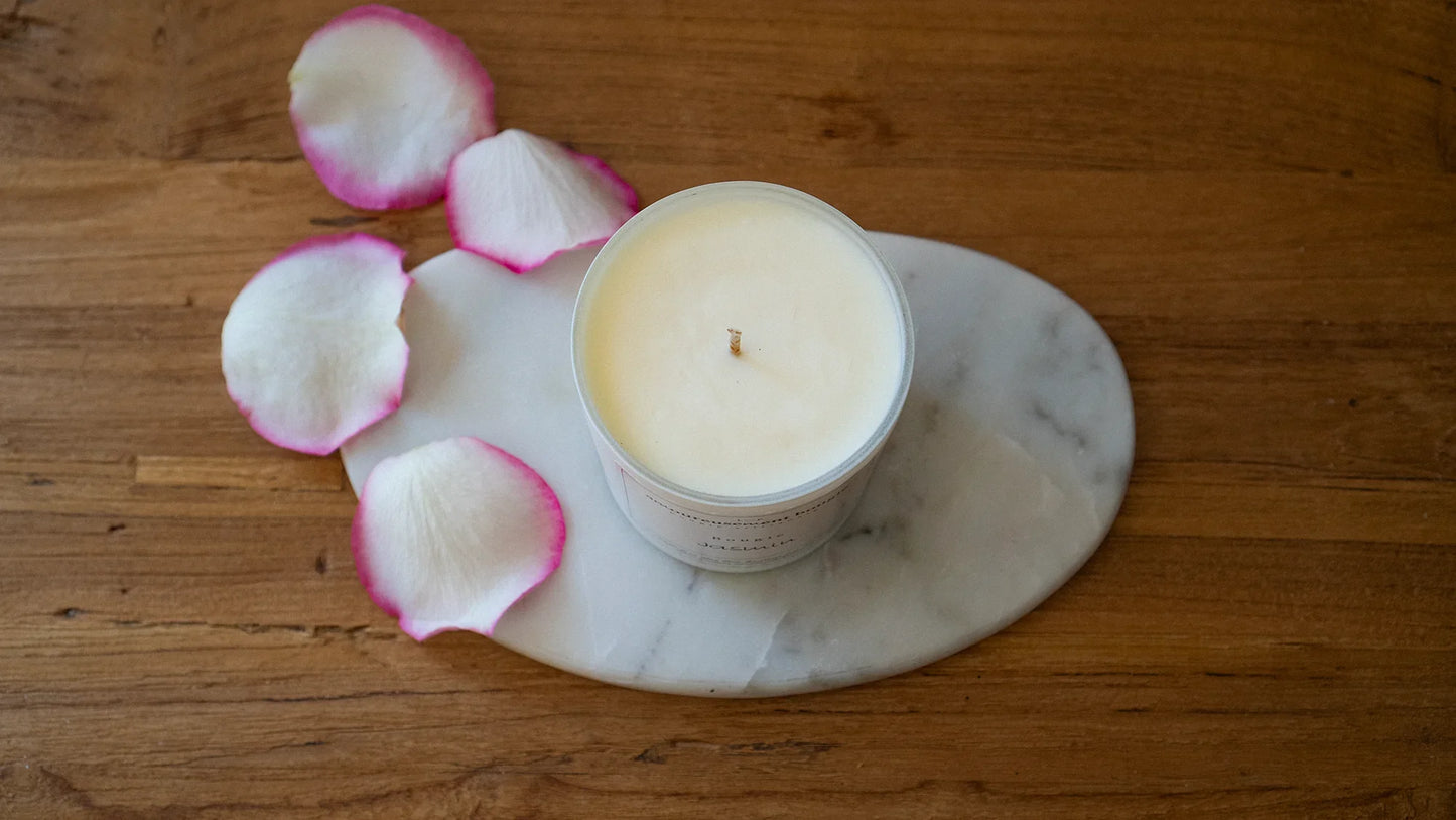 Bougie artisanale Jasmin – Notes florales envoûtantes - Amoureusement bougie