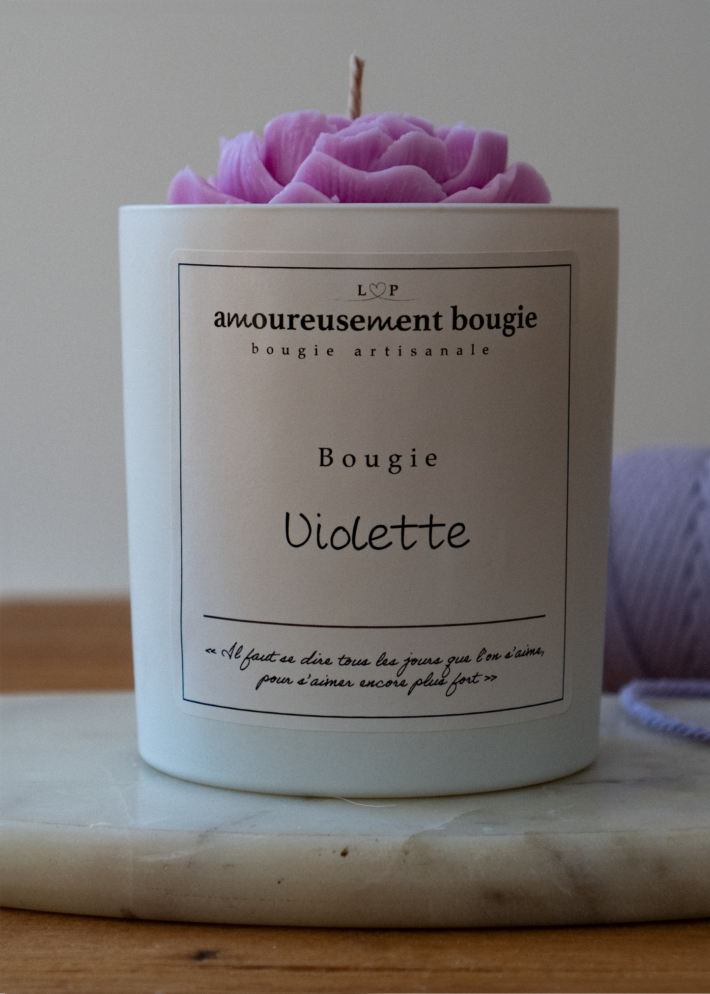 Bougie Fleur de Pivoine violette Parfum "Violette"