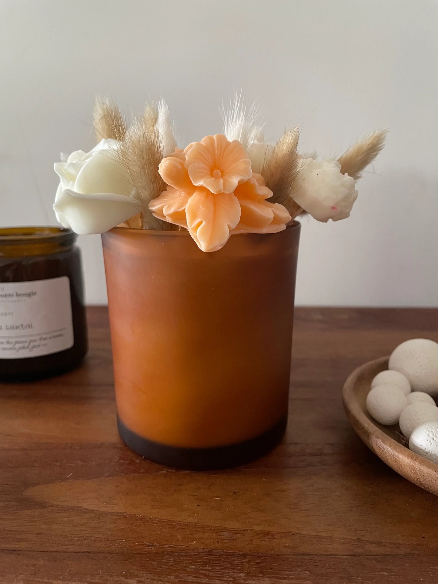 Bouquet artisanale bougie et fondants Musc – Notes douces et poudrées - Amoureusement bougie
