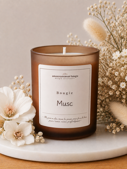 Bougie artisanale Musc – Notes douces et poudrées Amoureusement bougie