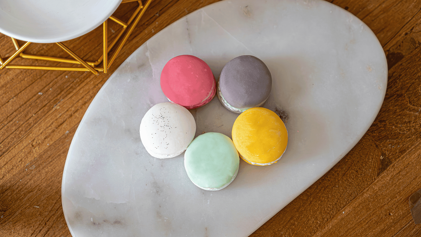 Fondants parfumés 5 macarons "Cookies chocolat, Madeleine, Noix de coco, Vanille, Fraise des bois"